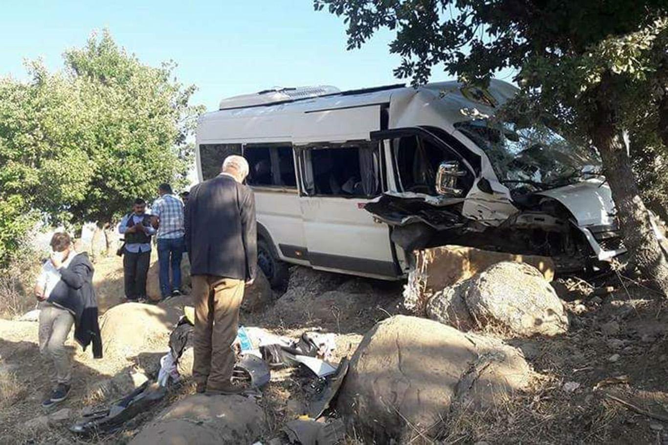 Adıyaman'da trafik kazası: Aynı aileden 11 yaralı